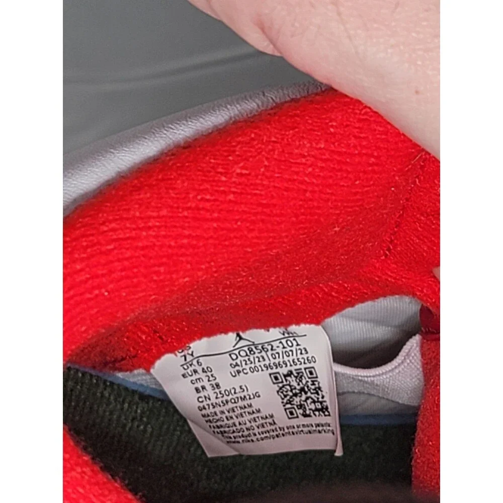 Nike Air Jordan 2 Retro (GS) 